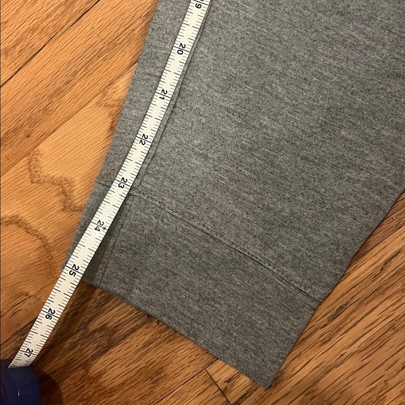 Grey Pleated pants - Picture 8 of 8